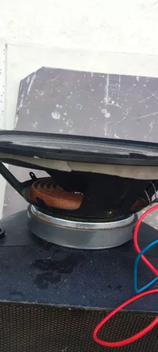 Vendo par de auto-falante Staner de 15" 300w RMS