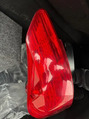 LANTERNA ESQUERDA PEUGEOT 308