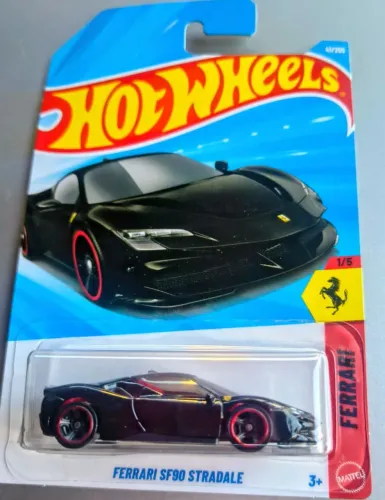 Hotwheels Ferrari Stradale + F1 Sauber
