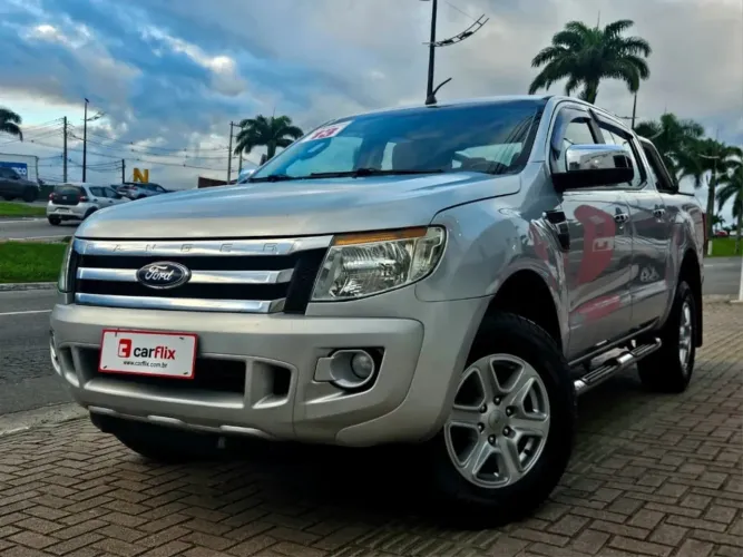 Ford Ranger XLT 2.5 16V 4X2 CD Flex 2013
