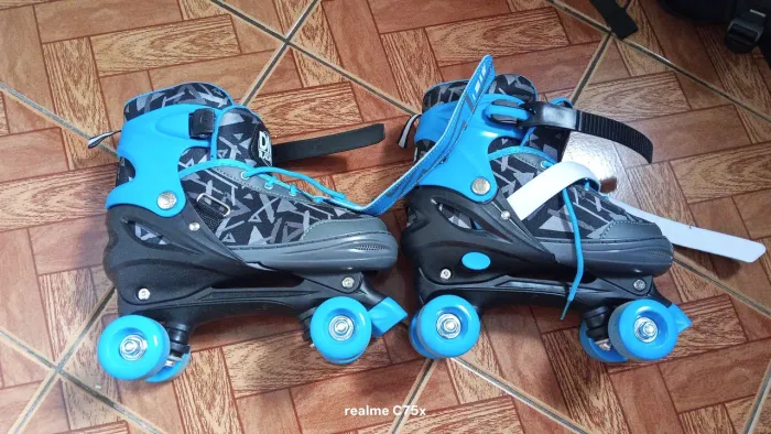 Patins tamanho 38 ao 41 ajustavel