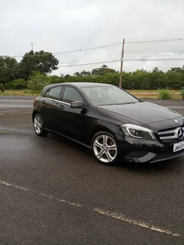Mercedes-Benz A-250 2.0 TB Hatch 2014