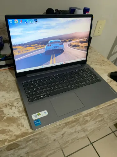 Notebook Lenovo core i3 238GB