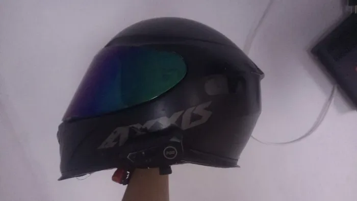 Vendo capacete axxis