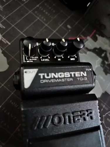Pedal Onerr Tungsten Drivemaster TO3 - 3 distorções em um pedal