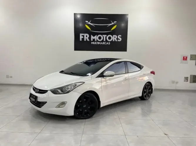 Hyundai Elantra GLS 1.8 16V Aut. 2013