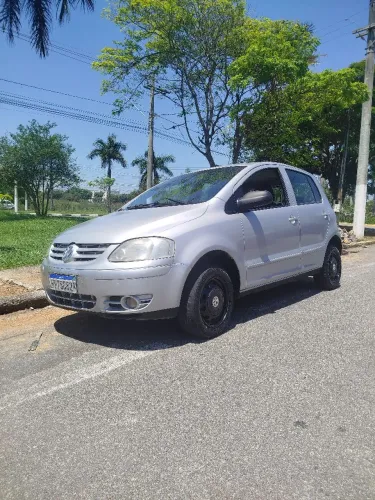 Volkswagen Fox Plus 1.6mi/ 1.6mi Total Flex 8V 4P 2004