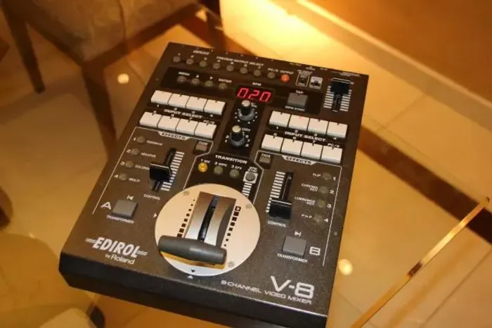 Vídeo Mixer Edirol V8 | 8 Canais