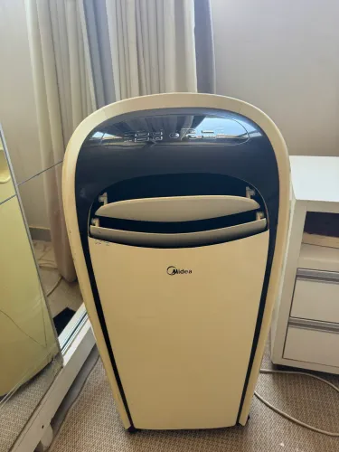 Ar-Condicionado Portátil Midea Tango 10.500 BTUs
