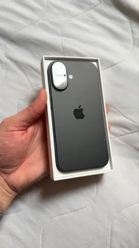 iPhone 16 - 128 GB (Ainda na garantia Apple)