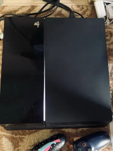 PS4 slim vendo ou troco por máquina fotográfica