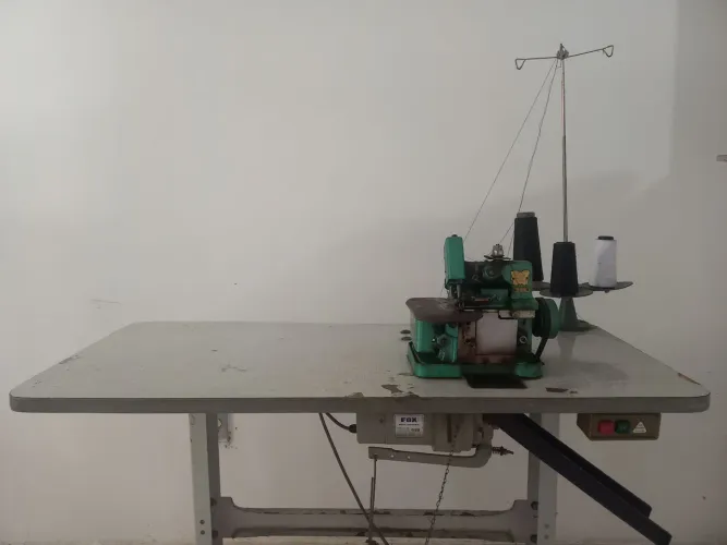 Máquinas overlock 