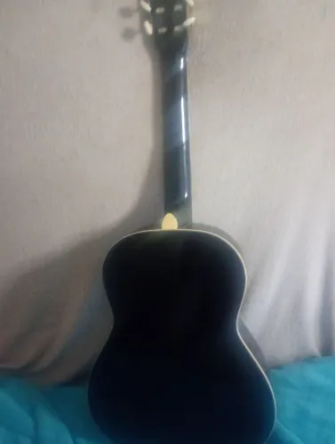 Violão acústico preto