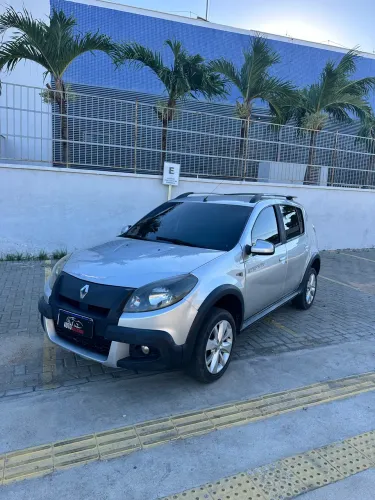 Renault Sandero Stepway Hi-power 1.6 8V 5P 2013