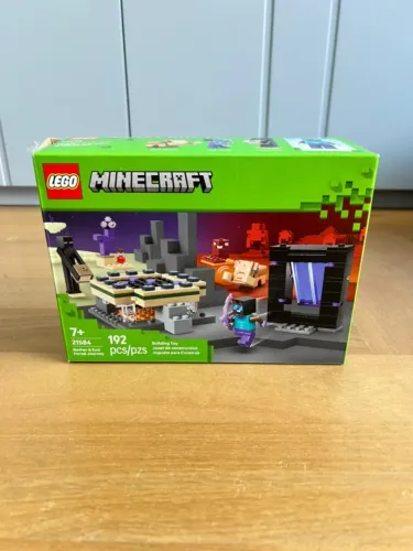 LEGO Minecraft 21584 Viagem pelo Nether e o End