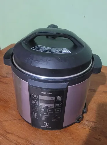 Panela de Pressão Elétrica 6L
