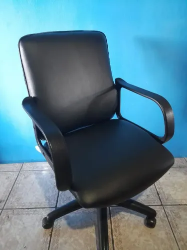 Cadeira de Escritório. 
