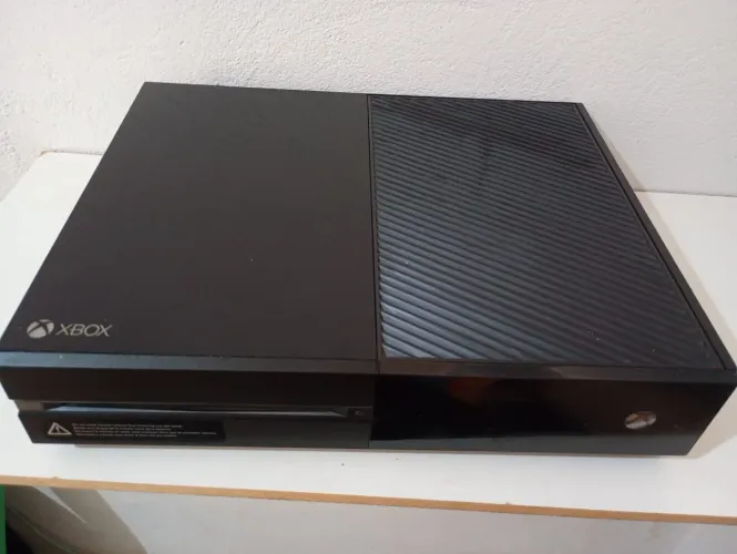 Troco ou vendo Xbox One Fat