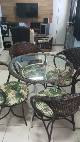 Mesa de Jardim - interessados, favor chamar no whats