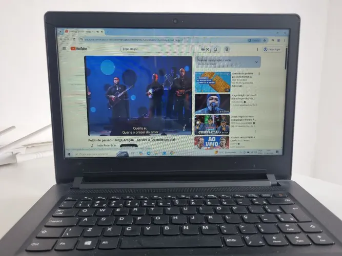 Notebook sim+ i3 8Gb de memória ja com SSD128GB. Bateria nova Tela 14 tudo funcionando 