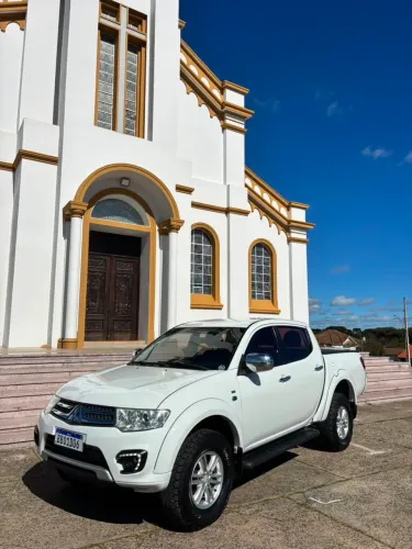 Mitsubishi L200 Triton HPE 3.2 CD TB Int.diesel AUT 2017