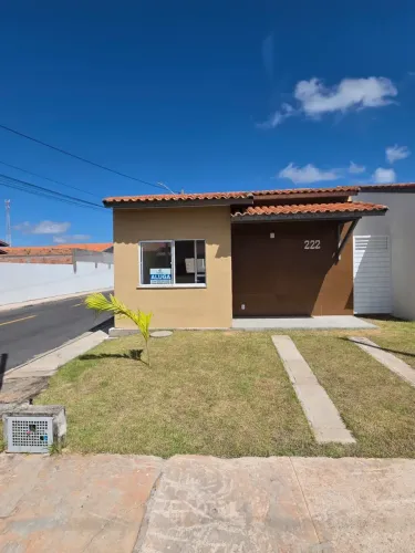 Passo Casa Nascente e de esquina Condominio Rafaela