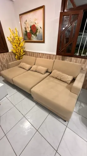 Sofá Retrátil 2.70 x 1.40 com capa.