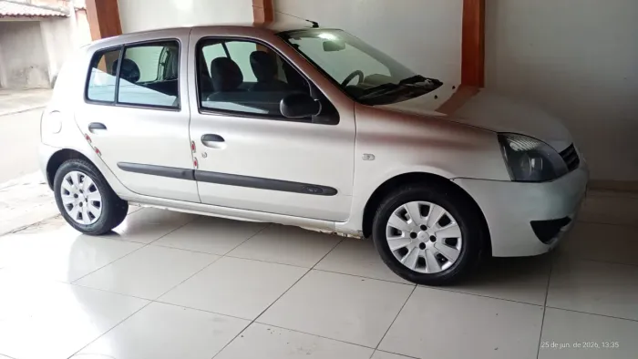 Renault Clio Campus Hi-flex 1.0 16V 5P 2010