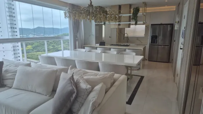 ALUGO ANUAL - COBERTURA DUPLEX em BALNEÁRIO CAMBORIÚ com PISCINA PRIVATIVA
