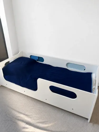 Cama montessoriana 