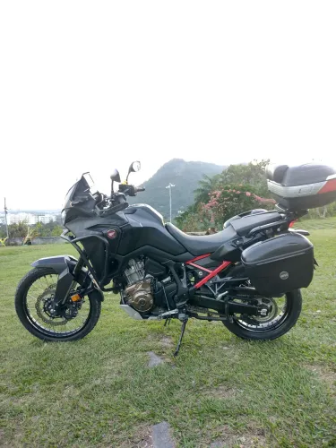 Crf1100. 2023. Africa twim