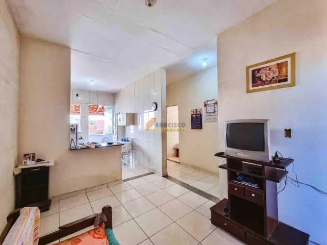 Casa à venda, 3 quartos, 1 vaga, Rancho Alegre - Divinópolis/MG