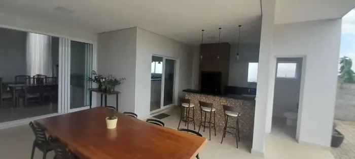 Casa à venda no Condomínio Jardim Solar do Bosque, em Sorocaba-SP.