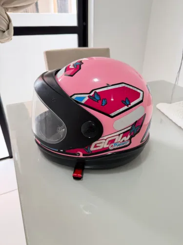 Capacete Gow feminino