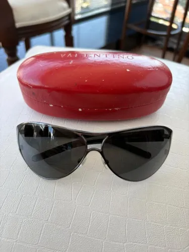 Óculos Valentino ORIGINAL em perfeito estado