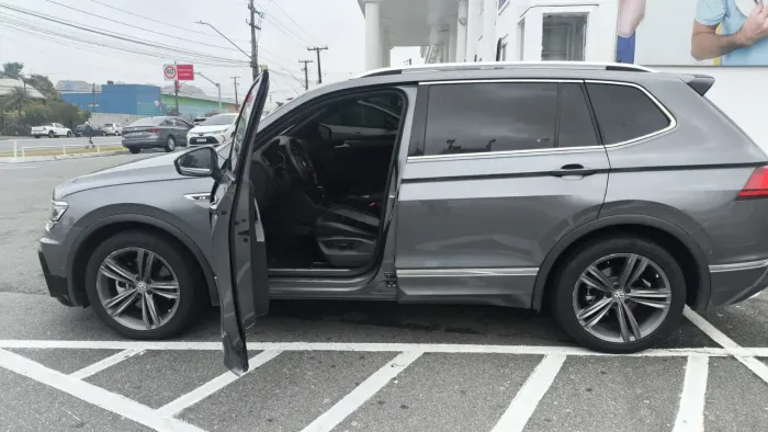 Volkswagen Tiguan Allspac R-line 350 TSI 2.0 4X4 2019