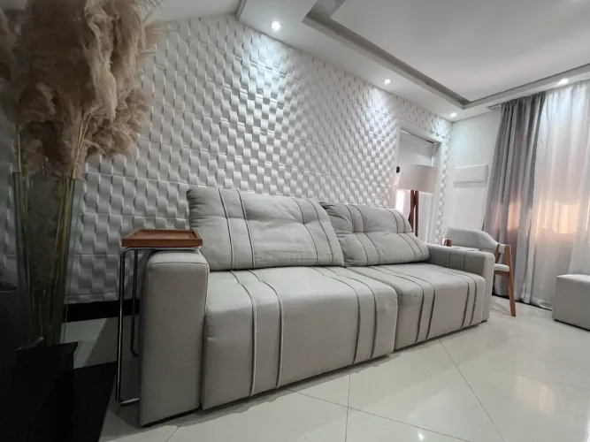Sofá Retrátil e Reclinável semi novo