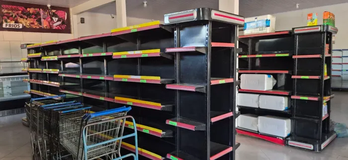 Prateleiras para supermercados 