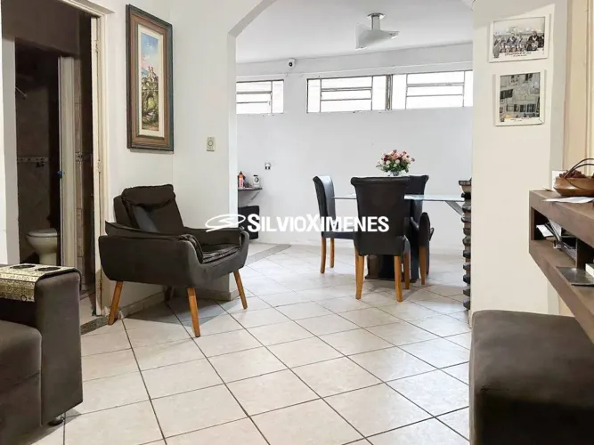 Residencial Casa com 274,84 (M²), 13 quartos e 2 vagas para Aluguel