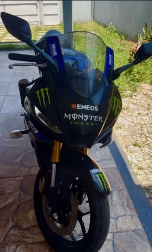 = Yamaha YZF R3 moto conservada