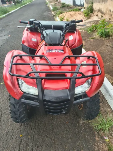 Quadriciclo Fourtrax 4x4