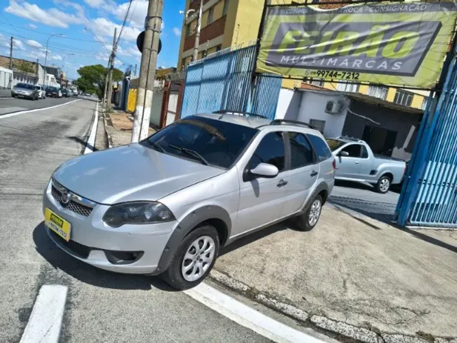 Fiat Palio Weekend Trekking 1.6 Flex 16V 5P 2014