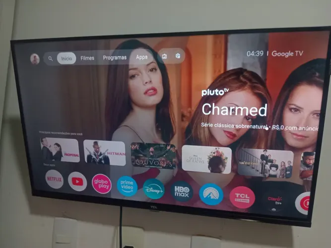 Vendo TV nova Qld tcl de 32 com alta resolução de imagens