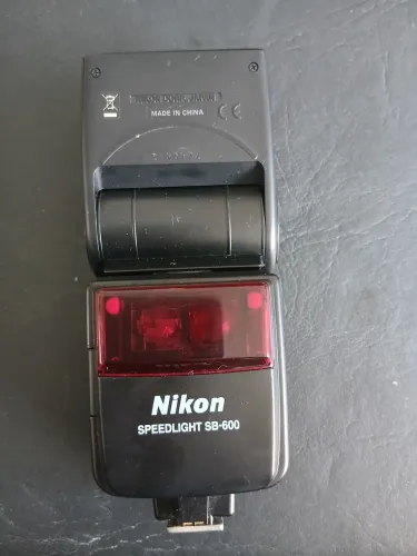 Flash Nikon Speedlight Sb-600