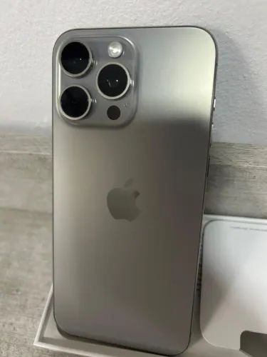 iPhone 15 pro max 256gb 
