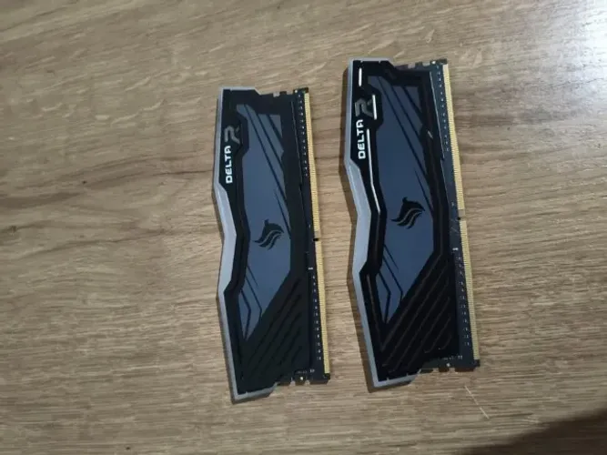 Memoria RAM T-Force 2X8Gb - 16GB 3600Mhz