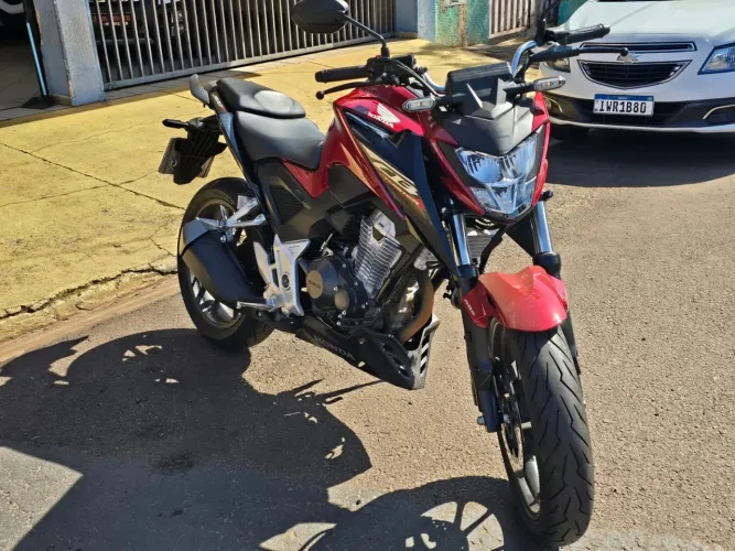 Honda CB 300F Twister Flex
