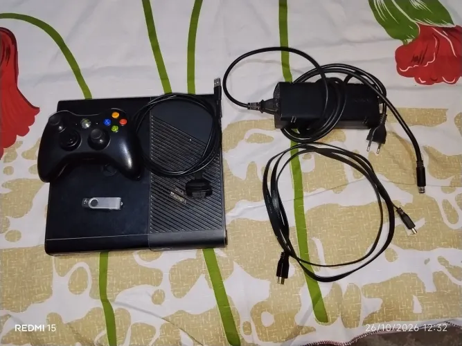 XBOX 360 desbloquear pelo pendrive com 48 jogos e 1 controle
