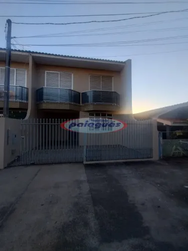 Sobrado para alugar no bairro Zona 02 - Maringá/PR