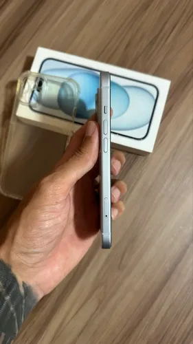 iPhone 15 blue
